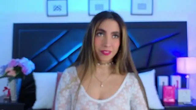 SophieCarther online show from December 2025 12:25:01 PM