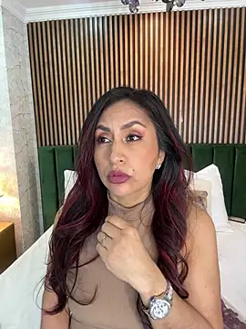 Snapshot of MonicaMoret chatting on February 2026 12:48:02 PM MonicaMoret online show from February 2026 12:48:02 PM