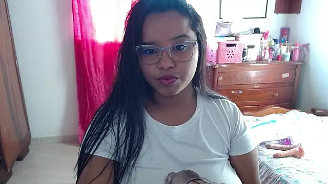 AINARA  STONE online show from December 2024 10:03:02 PM
