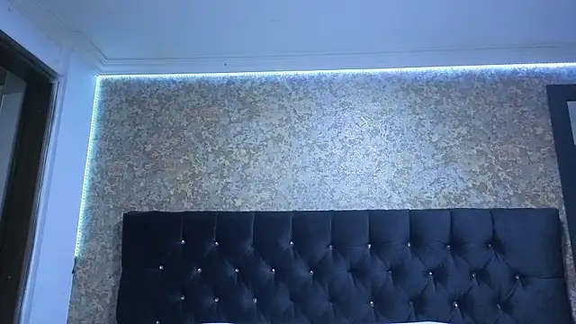 stella xue online show from November 2025 07:57:01 PM