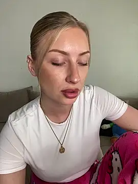 belle98 online show from May 2026 12:54:02 PM