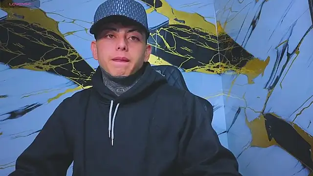 Kevin22 222 online show from October 2025 04:09:01 AM