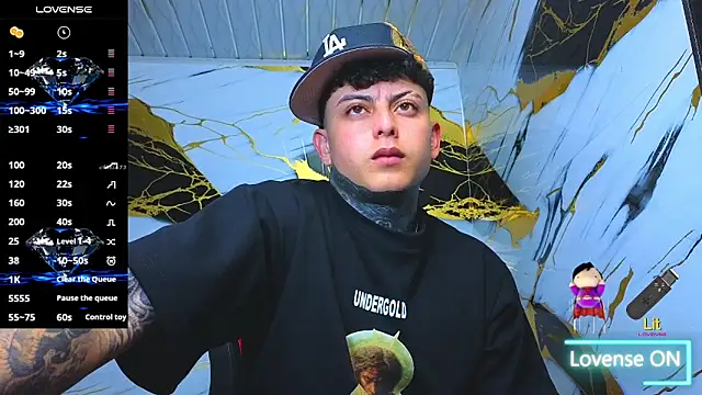 Snapshot of Kevin22_222 chatting on December 2025 04:09:01 AM Kevin22 222 online show from December 2025 04:09:01 AM