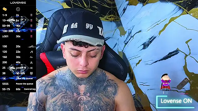 Snapshot of Kevin22_222 chatting on February 2026 05:06:02 AM Kevin22 222 online show from February 2026 05:06:02 AM