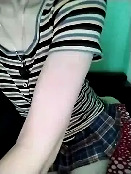 Luxcute286 online show from May 2026 11:54:01 PM