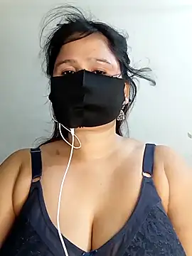 Snapshot of Tishani chatting on September 2025 06:12:02 AM Tishani online show from September 2025 06:12:02 AM
