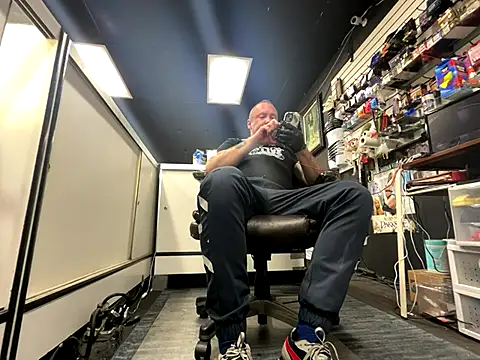 Snapshot of RawRyder8 chatting on November 2025 12:54:01 AM RawRyder8 online show from November 2025 12:54:01 AM