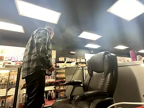 Snapshot of RawRyder8 chatting on November 2025 04:35:01 AM RawRyder8 online show from November 2025 04:35:01 AM