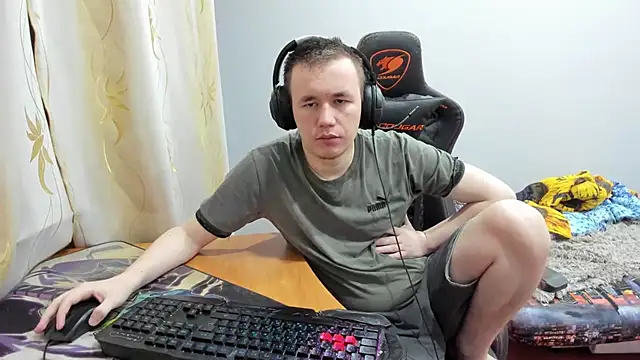 Snapshot of iliaskrislove chatting on October 2025 07:53:02 PM iliaskrislove online show from October 2025 07:53:02 PM