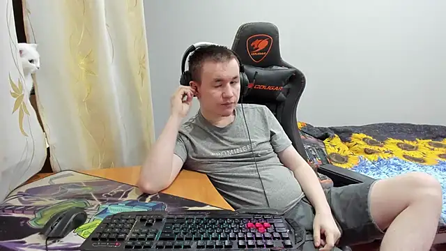 Snapshot of iliaskrislove chatting on October 2025 12:56:02 AM iliaskrislove online show from October 2025 12:56:02 AM