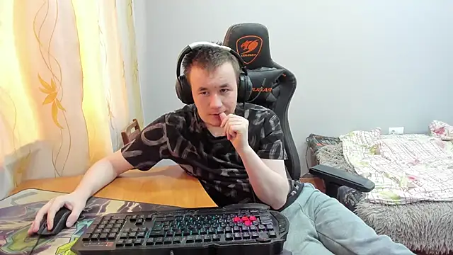 Snapshot of iliaskrislove chatting on November 2025 08:58:01 AM iliaskrislove online show from November 2025 08:58:01 AM