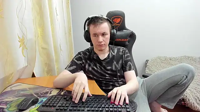 Snapshot of iliaskrislove chatting on November 2025 12:09:01 AM iliaskrislove online show from November 2025 12:09:01 AM