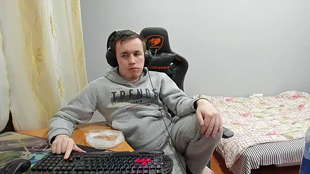 Snapshot of iliaskrislove chatting on December 2025 04:23:02 PM iliaskrislove online show from December 2025 04:23:02 PM