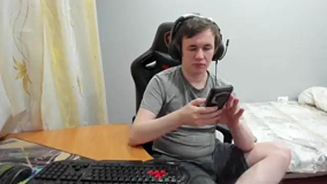 iliaskrislove online show from February 2026 04:11:02 PM