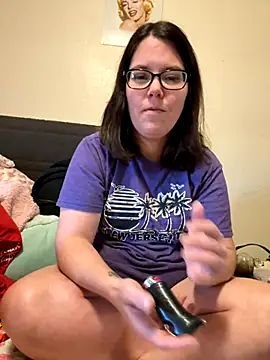 Snapshot of FreakNastyLacie chatting on November 2025 08:55:01 PM FreakNastyLacie online show from November 2025 08:55:01 PM