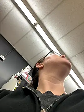 Snapshot of FreakNastyLacie chatting on November 2025 02:09:01 AM FreakNastyLacie online show from November 2025 02:09:01 AM