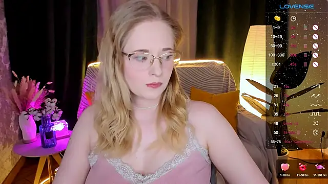 Snapshot of Aemilia_ chatting on February 2026 08:30:02 AM Aemilia online show from February 2026 08:30:02 AM