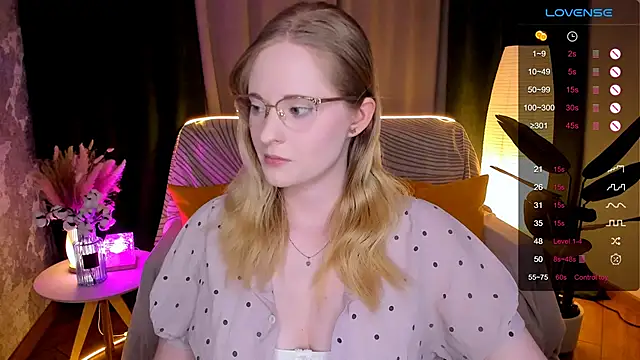 Snapshot of Aemilia_ chatting on February 2026 08:48:02 AM Aemilia online show from February 2026 08:48:02 AM