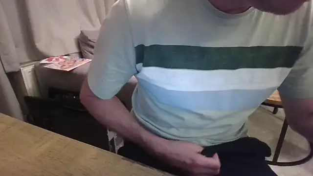 Michealtje85 online show from December 2025 08:48:01 PM