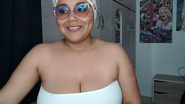 Snapshot of SWEETT_CORY chatting on September 2025 02:59:02 AM SWEETT CORY online show from September 2025 02:59:02 AM