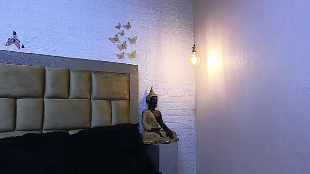 Snapshot of ximenawilliamss chatting on December 2025 09:32:02 PM ximenawilliamss online show from December 2025 09:32:02 PM