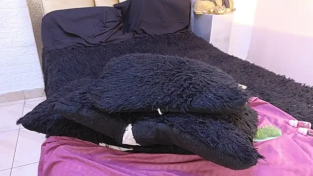 Snapshot of ximenawilliamss chatting on December 2025 12:07:01 AM ximenawilliamss online show from December 2025 12:07:01 AM