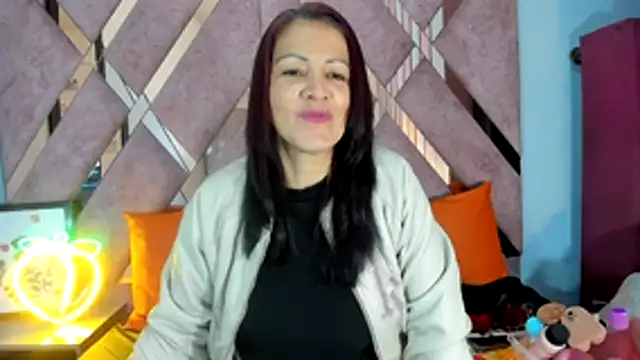 Mulan sexy01 online show from April 2026 07:30:02 PM