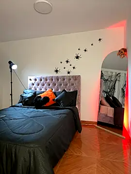 Snapshot of samantha_evans2 chatting on October 2025 11:12:02 PM samantha evans2 online show from October 2025 11:12:02 PM