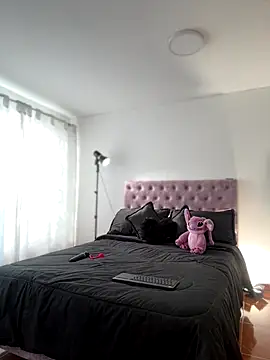 Snapshot of samantha_evans2 chatting on November 2025 09:26:02 PM samantha evans2 online show from November 2025 09:26:02 PM