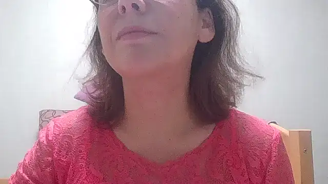 HollyJewel online show from November 2025 06:08:01 PM