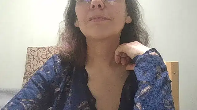 HollyJewel online show from March 2026 04:33:02 PM