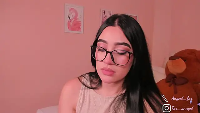 angeel fox online show from November 2025 04:22:01 AM