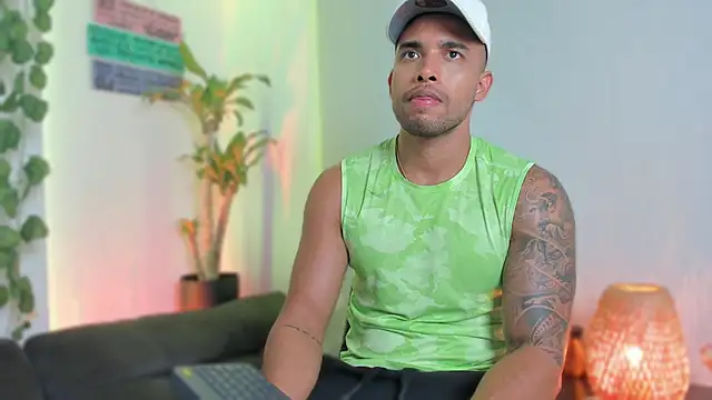 LincomAmith online show from February 2025 04:36:02 AM