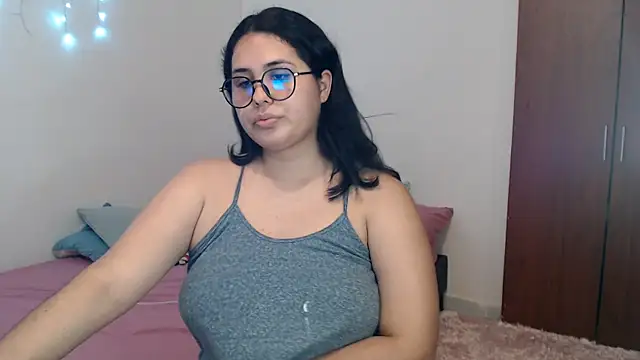 zaritagape21 online show from October 2025 03:15:01 AM