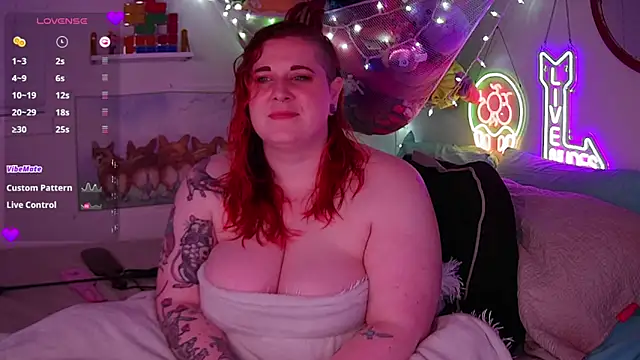 opalreigning online show from November 2025 11:20:02 AM