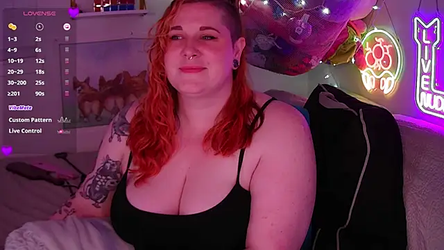 Snapshot of opalreigning chatting on June 2026 07:58:02 AM opalreigning online show from June 2026 07:58:02 AM