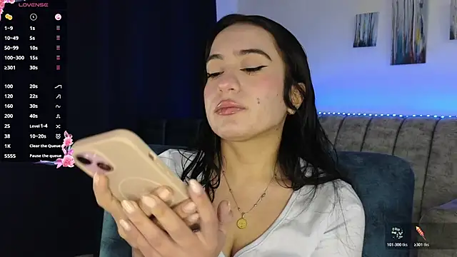 Snapshot of ZaraDames_ chatting on November 2025 03:31:01 AM ZaraDames online show from November 2025 03:31:01 AM