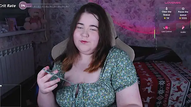 Estelle Hicks online show from February 2026 06:33:02 PM