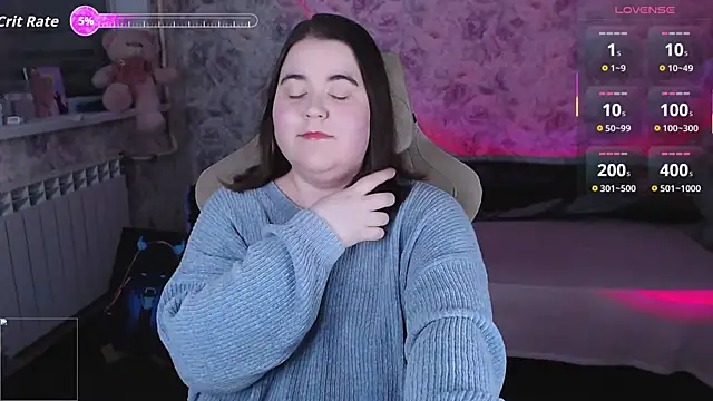 Estelle Hicks online show from April 2026 06:52:02 PM