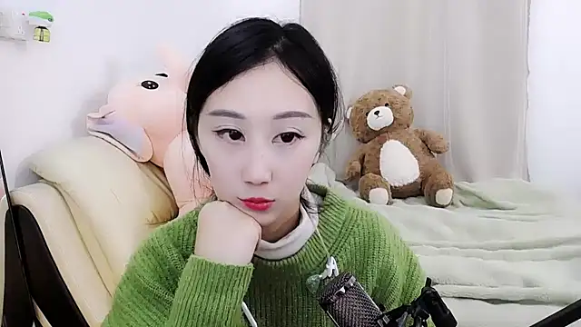 Snapshot of Alcohol_1 chatting on December 2024 01:32:01 PM Alcohol 1 online show from December 2024 01:32:01 PM