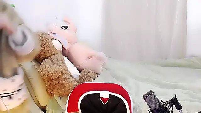 Snapshot of Alcohol_1 chatting on January 2025 02:00:02 PM Alcohol 1 online show from January 2025 02:00:02 PM