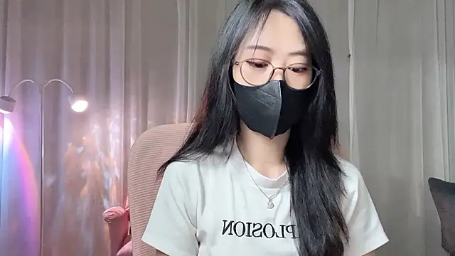  minji bae online show from April 2026 03:05:02 PM