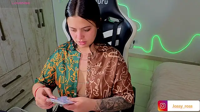 Victoryyy  online show from March 2026 10:38:02 PM