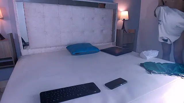 Jhonn Rhyss online show from December 2024 05:18:02 AM