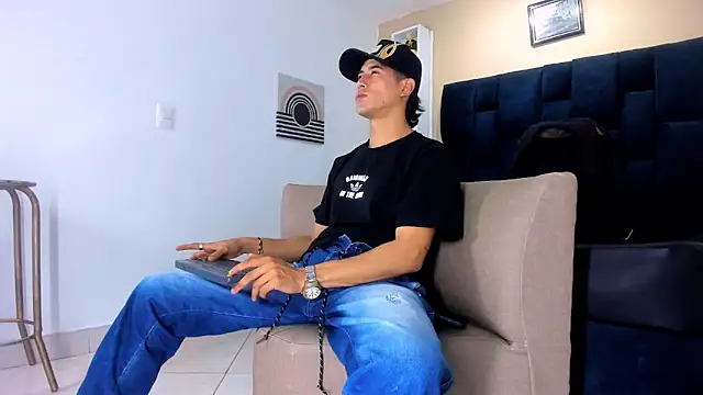 Jhonn Rhyss online show from October 2025 03:06:02 AM