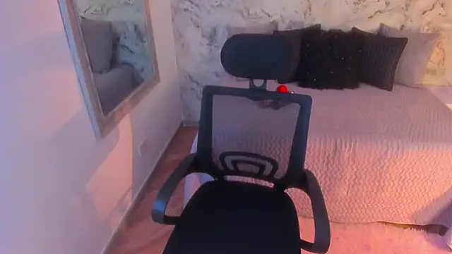 Bella desi  online show from March 2025 12:53:02 PM