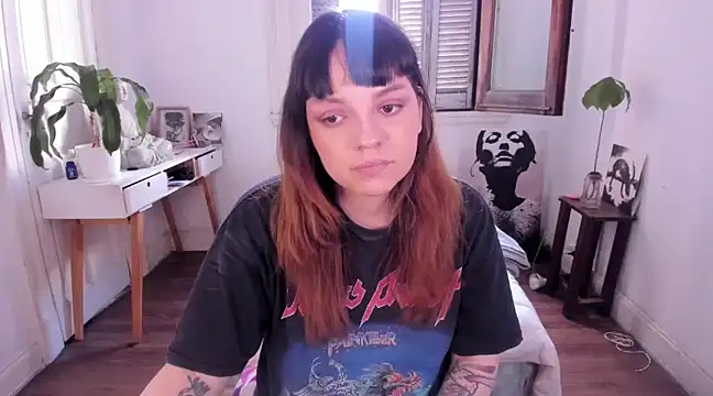 sophia goth online show from February 2025 01:48:02 PM