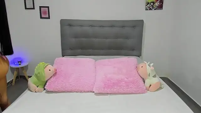 Agataowens online show from February 2025 02:23:02 AM