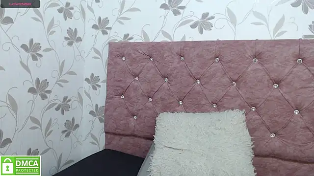 Susy thomson online show from February 2025 02:29:02 AM