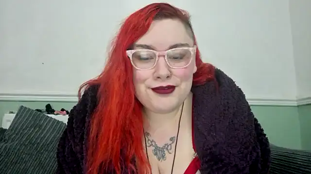 Snapshot of Bustycurves chatting on February 2025 01:44:01 AM Bustycurves online show from February 2025 01:44:01 AM